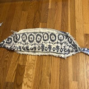 Zara Patterned Strapless Top